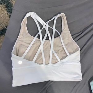 White Lululemon sports bra/cropped top